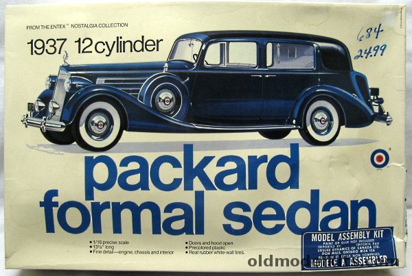 Entex 1/16 1937 Packard Formal Sedan 12 Cylinder, 9002 plastic model kit